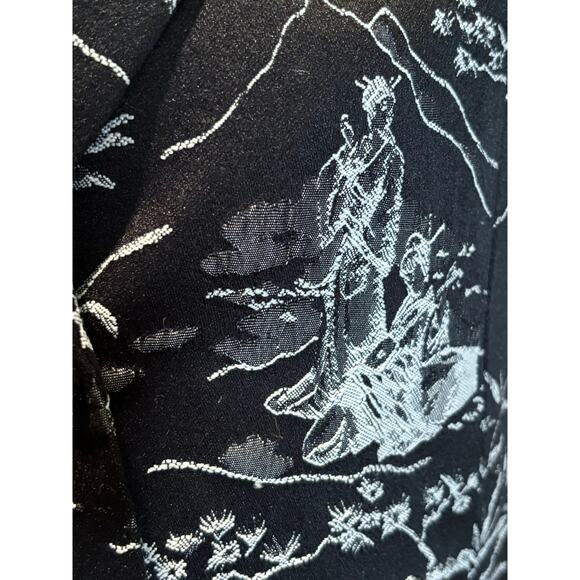 Chico's Black and Silver Asian inspired Embroidered Vest, Sz 1, 8 Regular - Picture 3 of 3